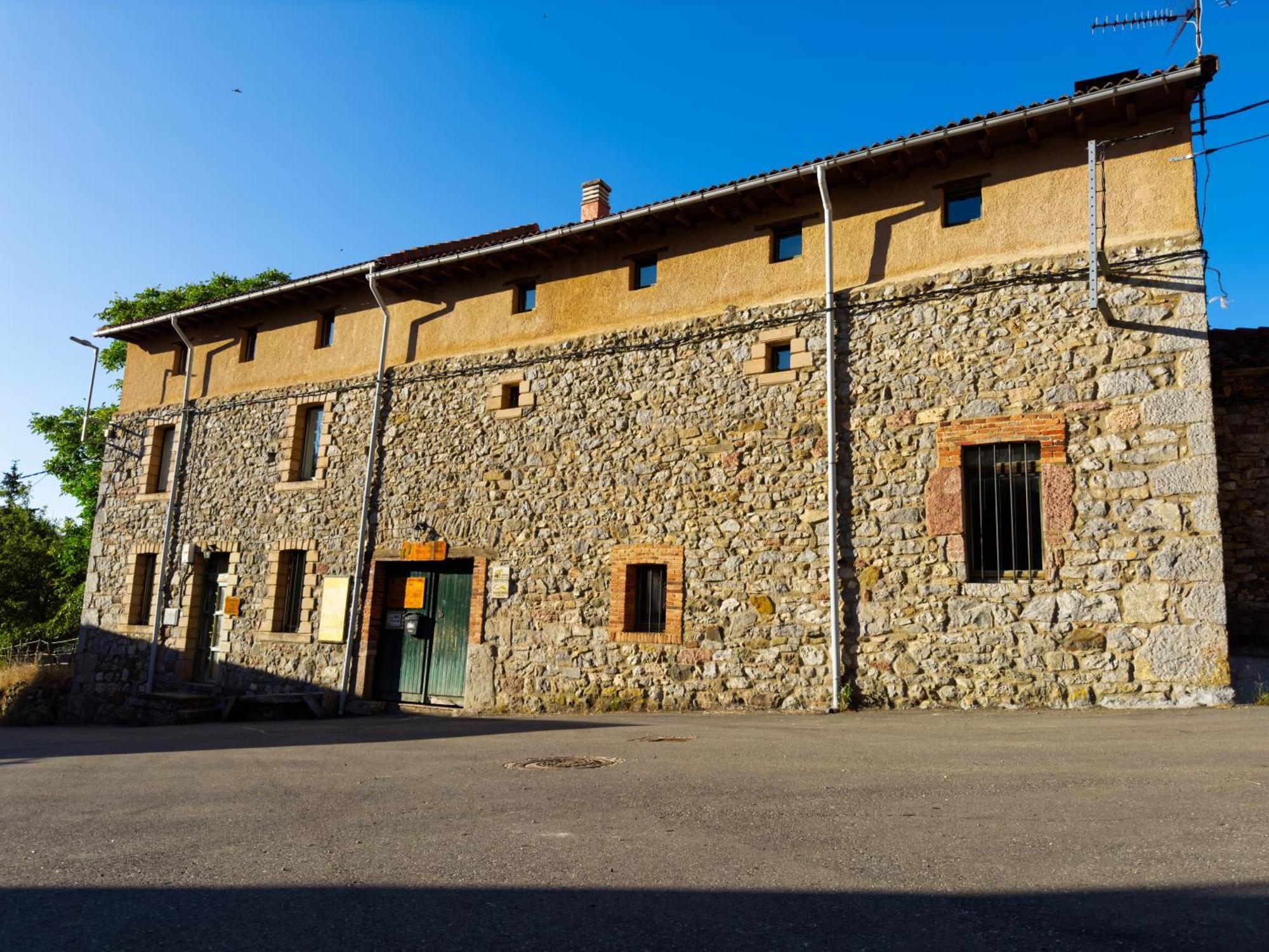 Albergue Valle De Arbas Cubillas de Arbas Exterior photo